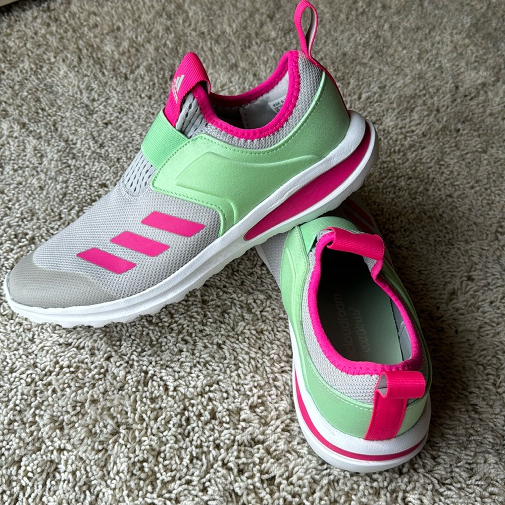 Adidas cloudfoam ECO orthoLite shoes, youth size 7